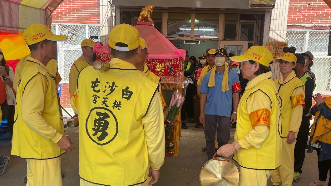 白沙屯媽祖遶境吸引9萬香燈腳跟隨。(示意圖/TVBS)