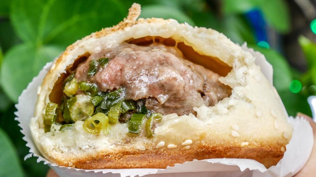 內餡以瘦肉為主，肉汁超鮮美。（圖／翻攝自鄉民食堂）