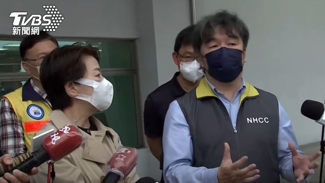 視察松機篩檢站 被問有吵架嗎?黃珊珊王必勝都說實話了