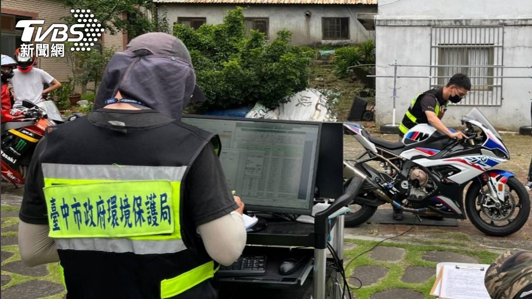 改裝車噪音大挨罰 「跑山聖地」2小時取締12車