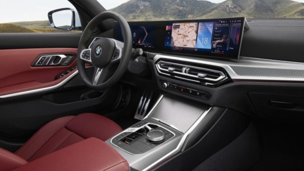 圖為現行3 Series小改款新車的內裝佈局。(圖/BMW提供)