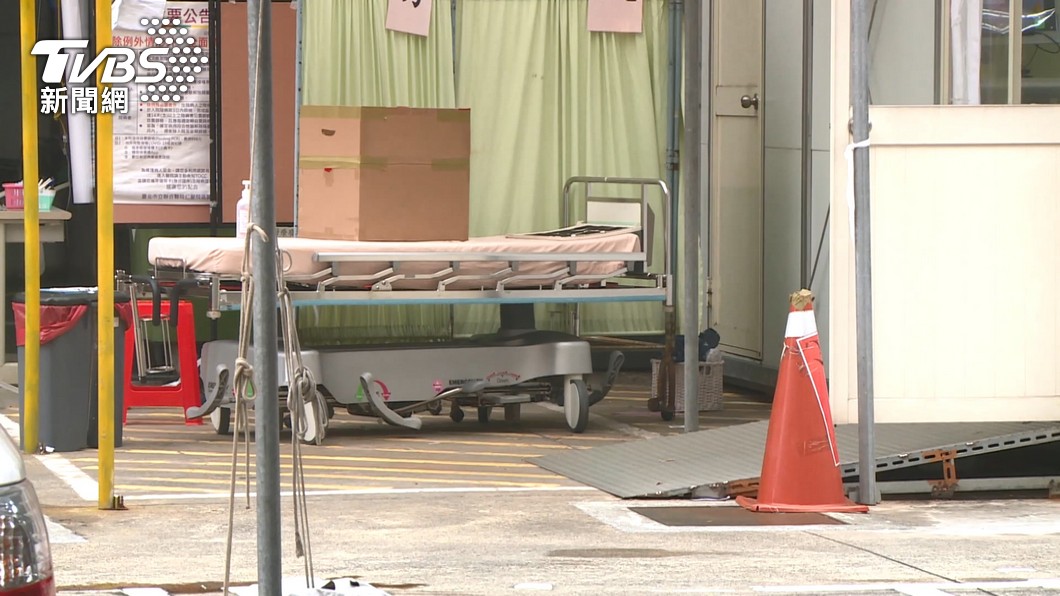死亡+211創新高　17歲少年「確診2天亡」成國內第2例