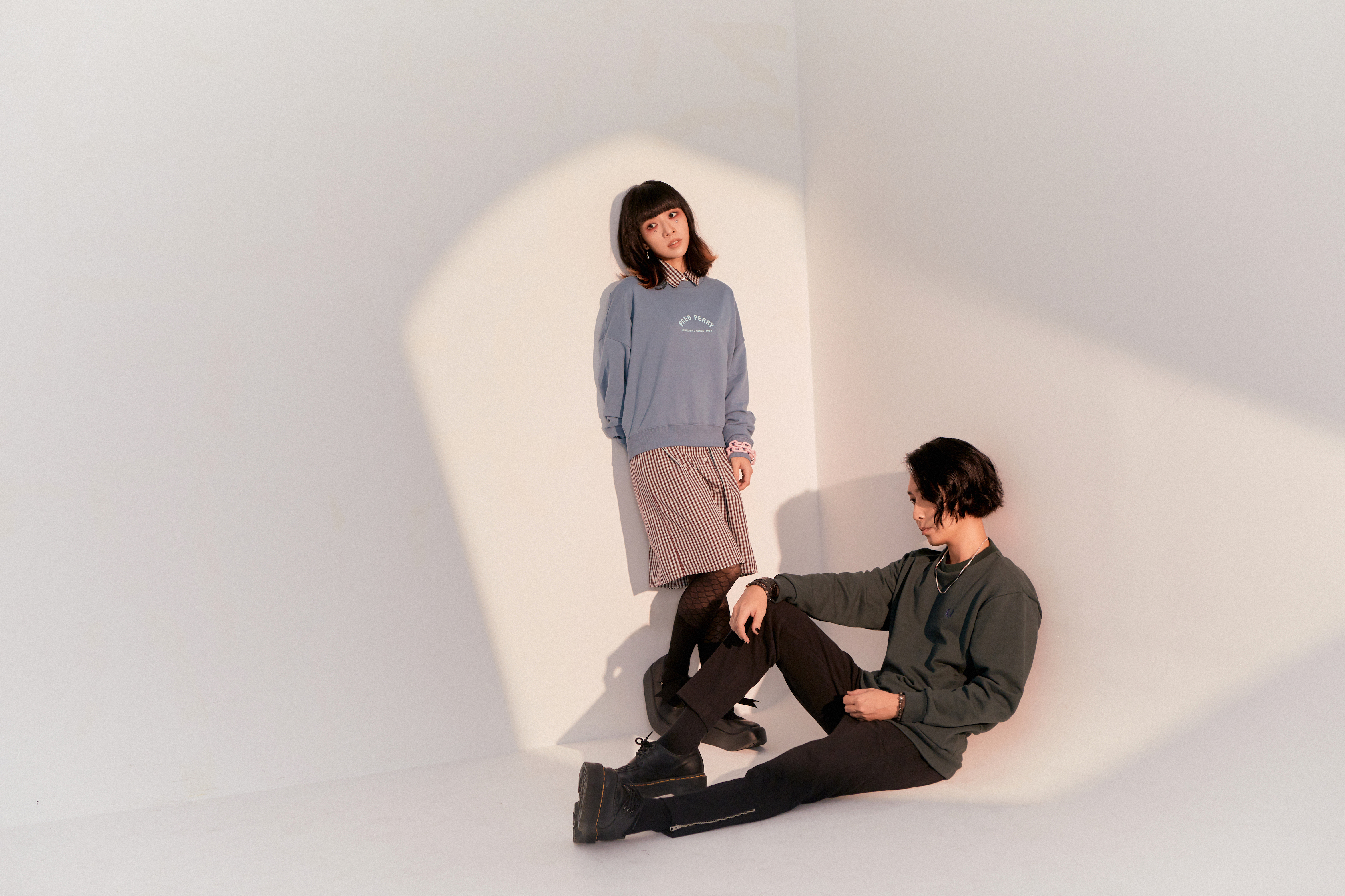 原子邦妮歌曲〈這世界太壞可你卻太好〉MV於日前上架。(圖/滾石唱片提供)