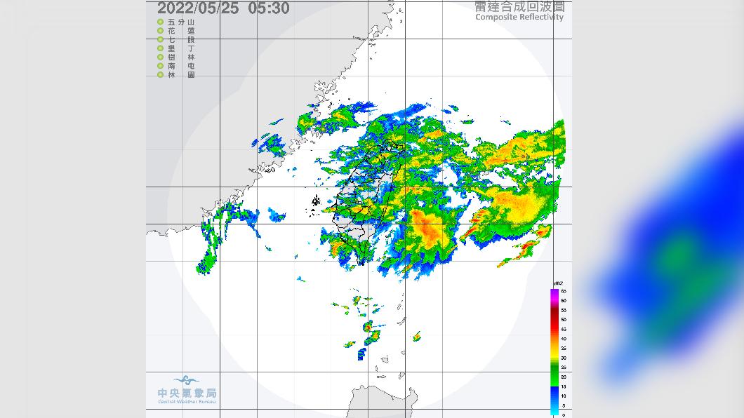 鋒面雨帶到 15縣市大雨特報 各地嚴防局部豪大雨