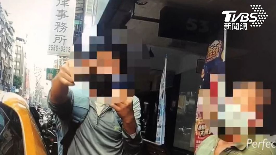 男子事後賠償2名員警共7萬元。(圖/TVBS)