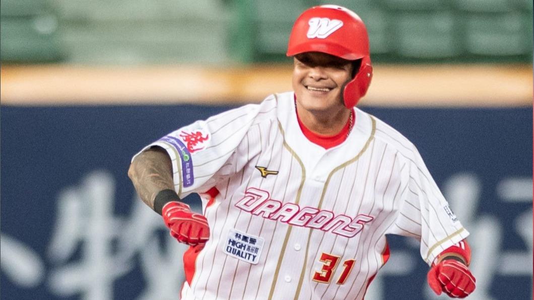 繼續堆高障礙!林智勝連3戰開轟 距第300轟只差4支