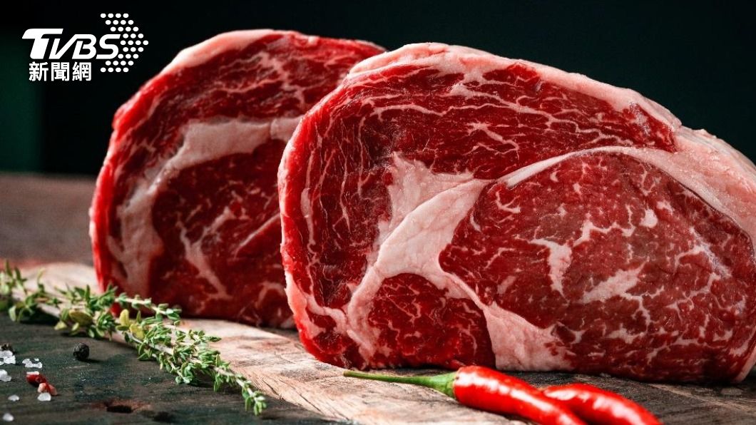 豬、牛、羊肉當中的肌紅蛋白含量較高，因此被俗稱為紅肉。（示意圖／shutterstock達志影像）