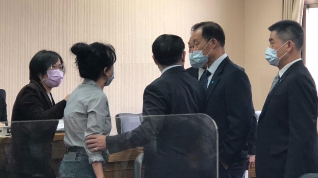 李貴敏嗆部長愛吵架有毛病 邱國正回嗆:不要把我當堂上的人