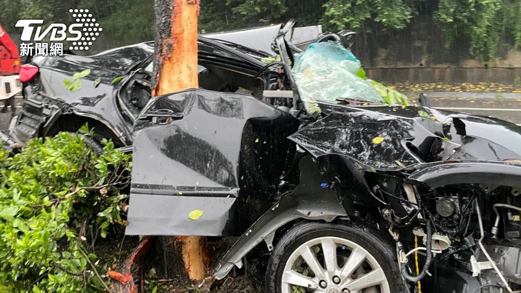 苗栗少年無照酒駕自撞 同車友人喪命PCR陽性