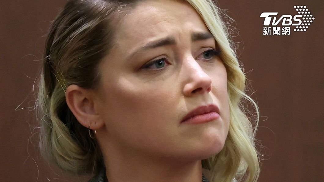 安柏赫德痛哭、自曝收死亡威脅 「要把我孩子丟微波爐」