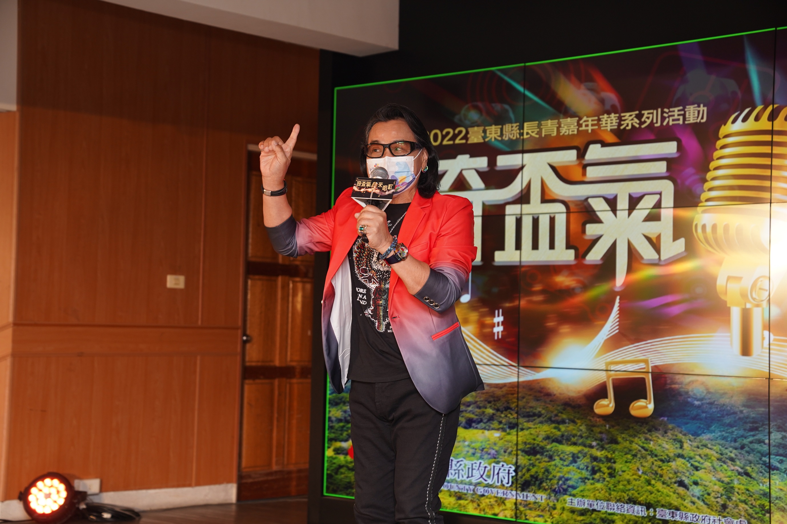 沈文程將在6月初迎來67歲生日。（圖／臺東縣政府社會處提供）