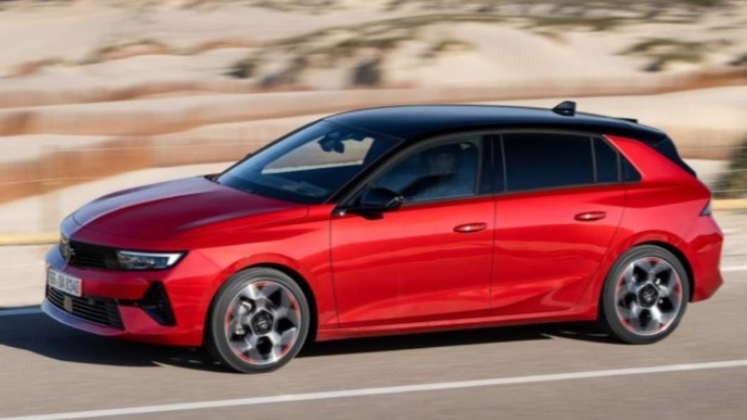 全新大改款Astra掀背車型於今年4月發表。(圖/Opel)
