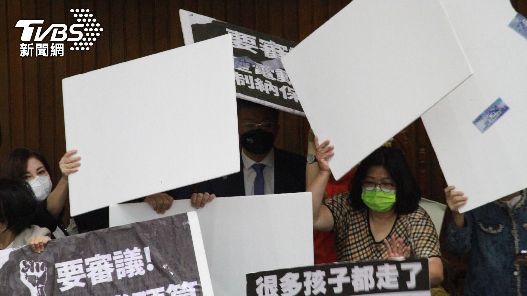 立院三讀／陳水扁國務機要費正式除罪！　綠挾人數優勢《會計法》混亂中通過