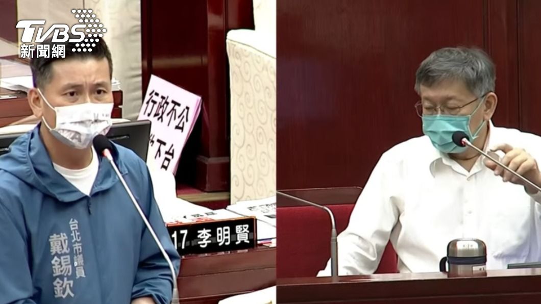 台北市長柯文哲備詢時表示,六都設置兒童疫苗大型接種站是白癡命令。(圖/TVBS)