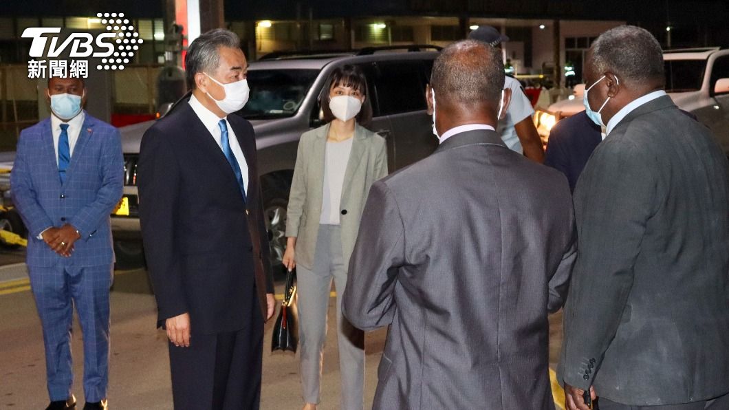 王毅出訪太平洋友邦所羅門群島。(圖/達志影像美聯社)