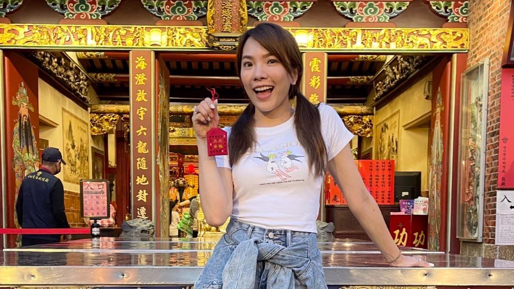 蘿莉塔下水前「姨媽來了」 小優幫塞棉條解除危機