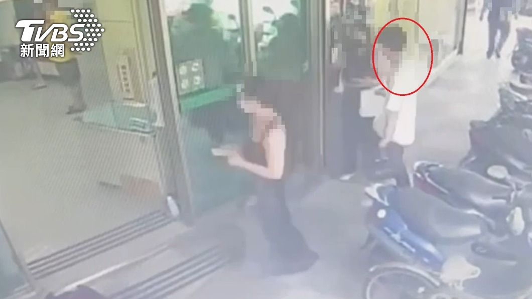 三重街頭搭訕妙齡女搶iPhone13 男不到5分鐘落網