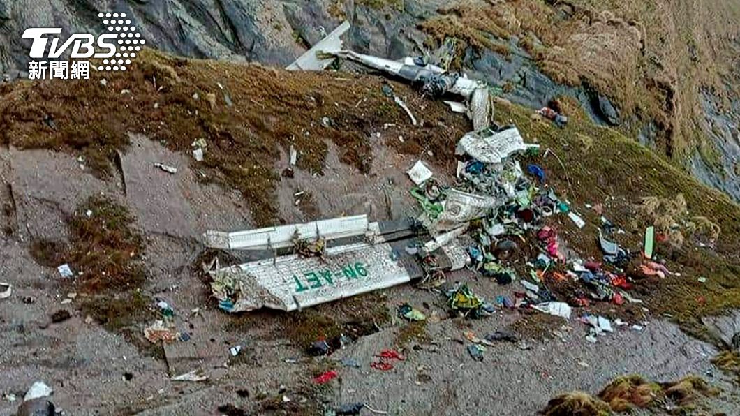 魂斷喜馬拉雅 尼泊爾小飛機墜機、全員22具遺體尋獲