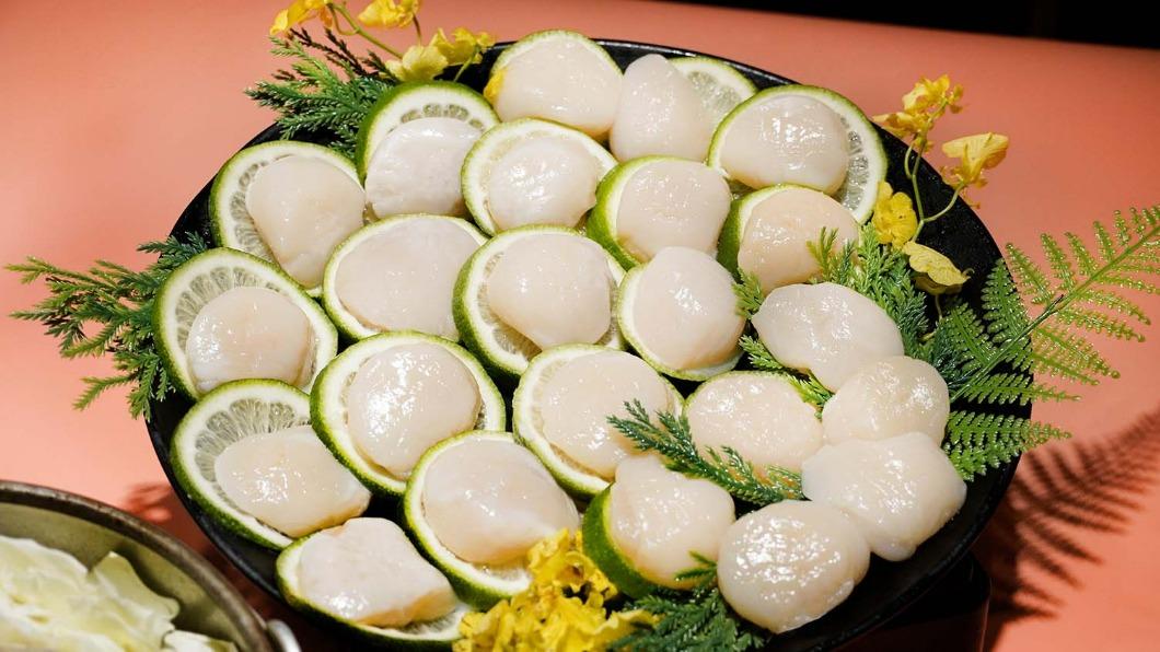 生食級干貝顆顆飽滿厚實。（圖／馬辣提供）