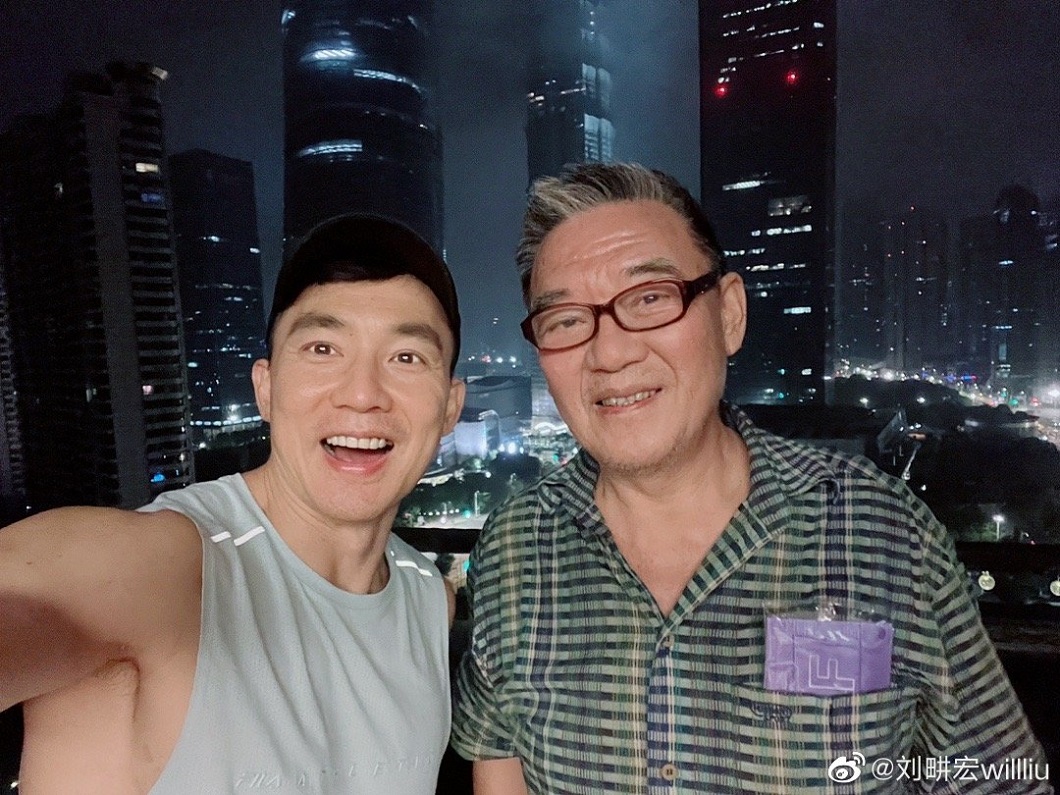 劉畊宏也在微博分享和李立群的合照。（圖／翻攝自劉畊宏微博）