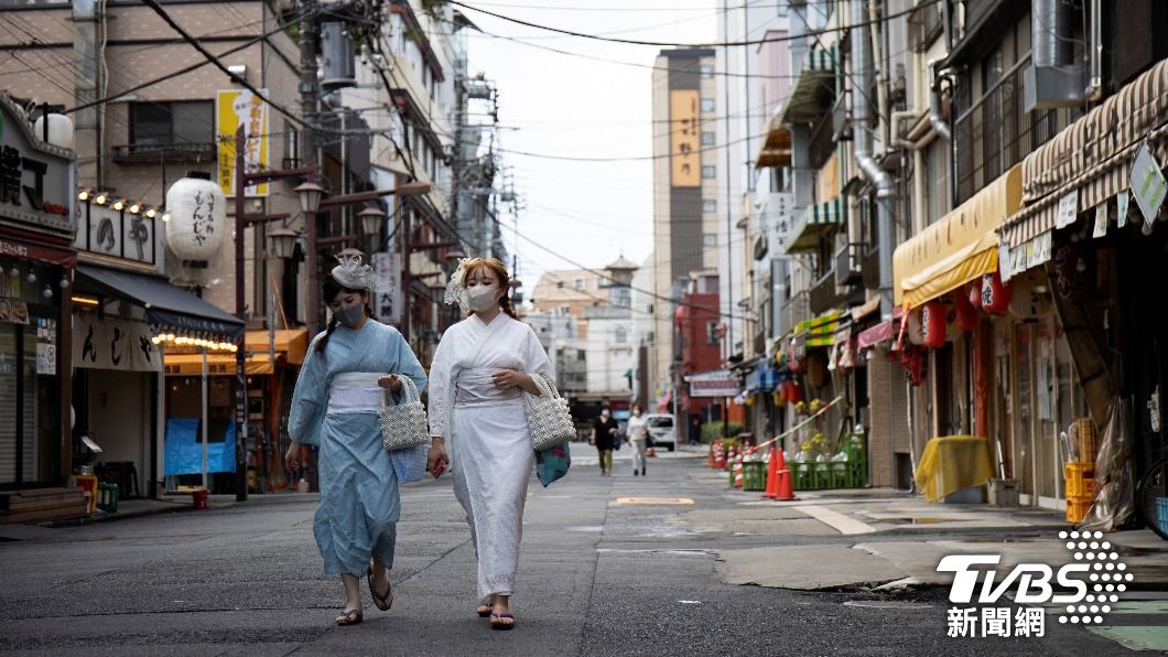日本政府擬於7月將入境旅客數調高至每日3萬人。（圖／達志影像路透社）