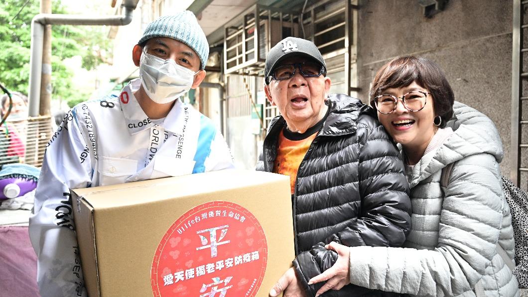 當爸不忘捐錢！黃子佼拋磚引玉「20萬助獨居老人」過端午