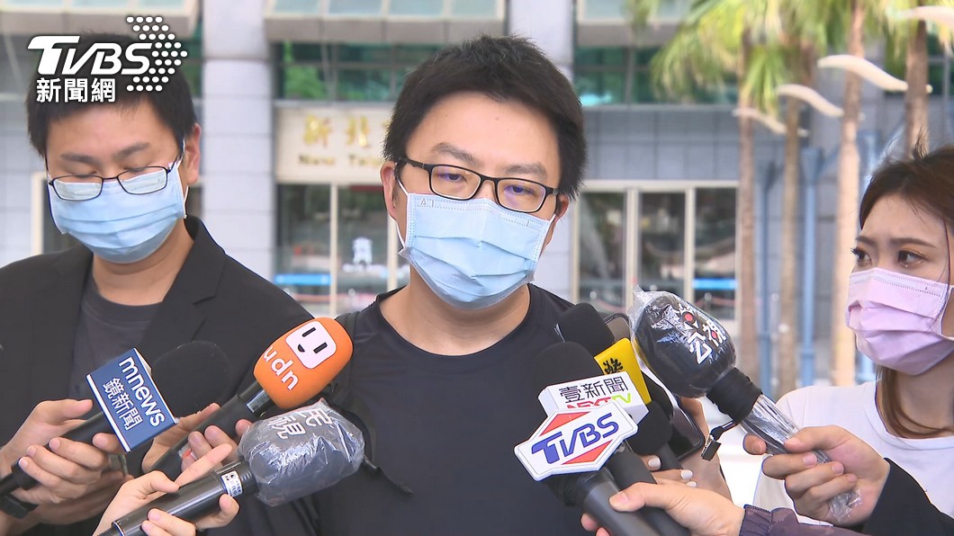 尋求真相!恩恩爸爸身心俱疲 深夜控訴:正常溝通這麼難?