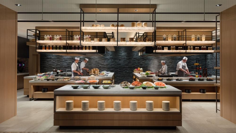 台北國泰萬怡酒店推出Klook年度嚴選自助餐廳MJ Kitchen超值餐券。(圖/國泰提供)