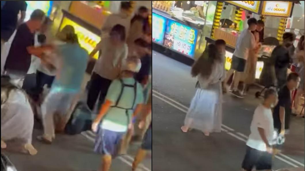 女友跪在地上瘋狂尖叫。(圖/翻攝自爆料公社二社)