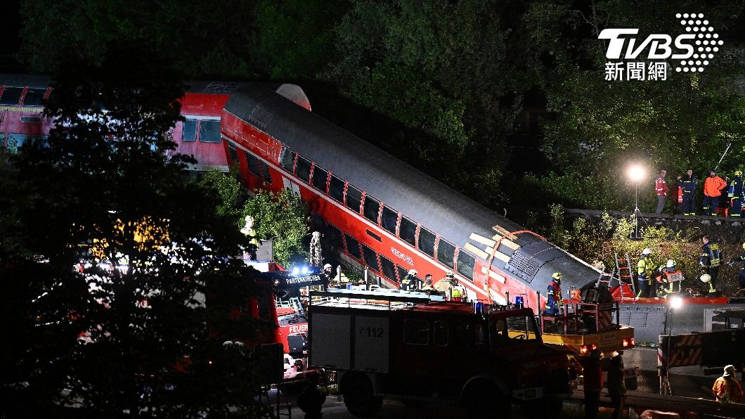 德國南部列車出軌至少4死30傷　疑技術故障所致