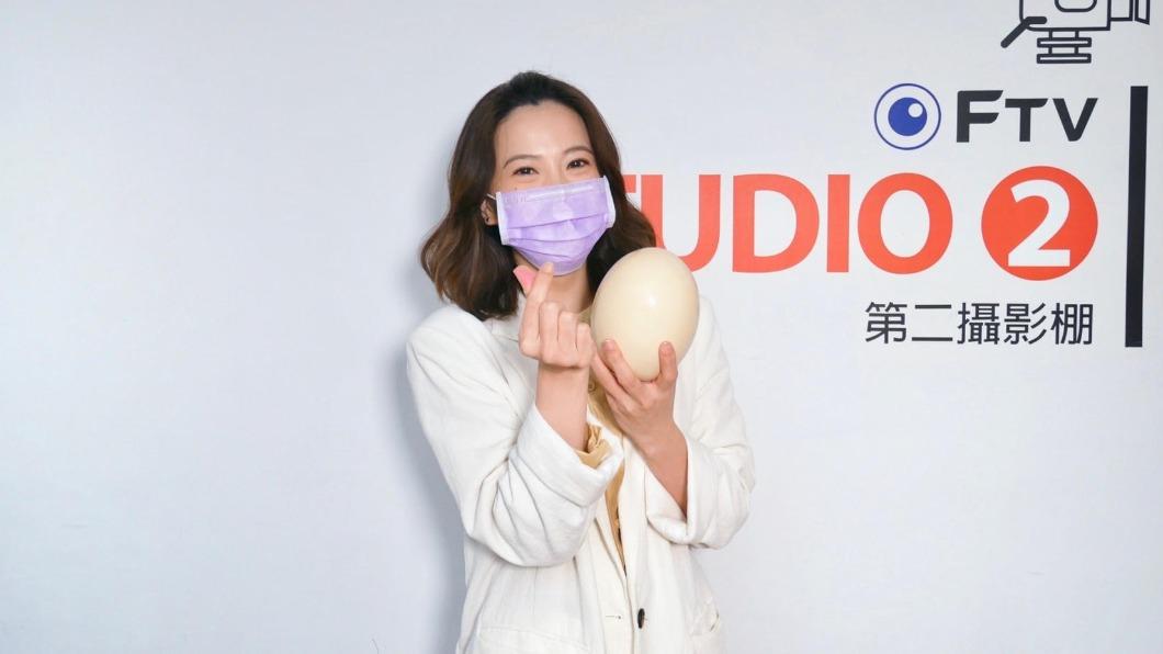 廖苡喬只成功立1顆蛋,直呼很糗。(圖/民視提供)