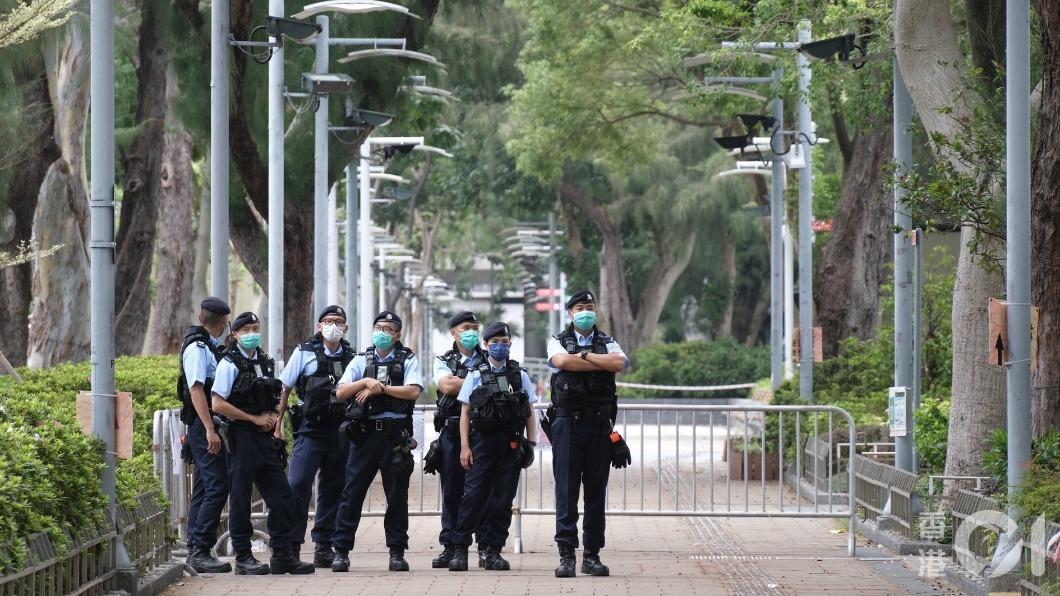 香港防非法集會下3天「封場令」　維園數百警力嚴陣戒備
