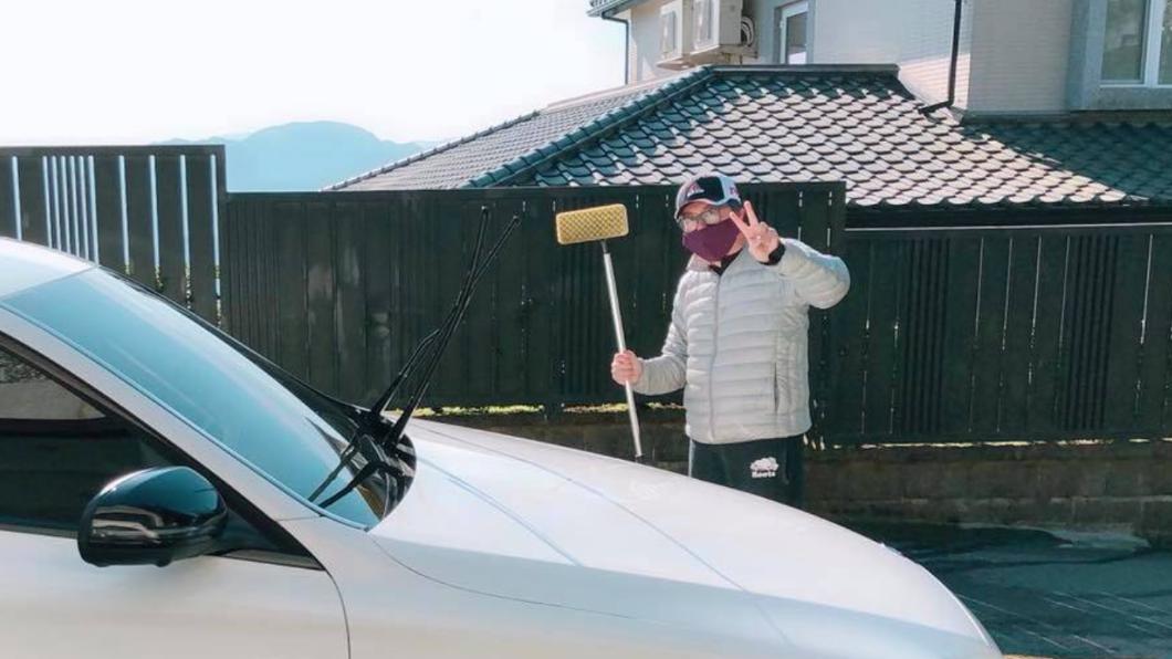 由於這輛白車是張宇近期唯一放出的愛車照片,因此有可能目前都以該車代步,甚至不排除就是此回張宇飆速載老婆十一郎到醫院掛急診的座駕。(圖/翻攝自張宇臉書粉絲團)