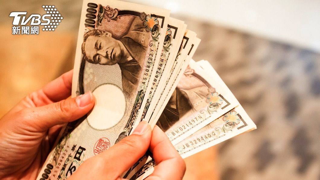 男子表示該公司開出月薪20萬日圓讓他十分心動。(示意圖/shutterstock 達志影像)