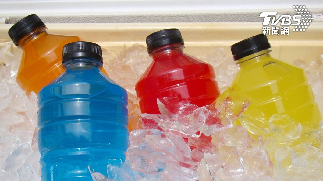 結冰的飲料比一般冷飲更能降溫。(示意圖/shutterstock達志影像)