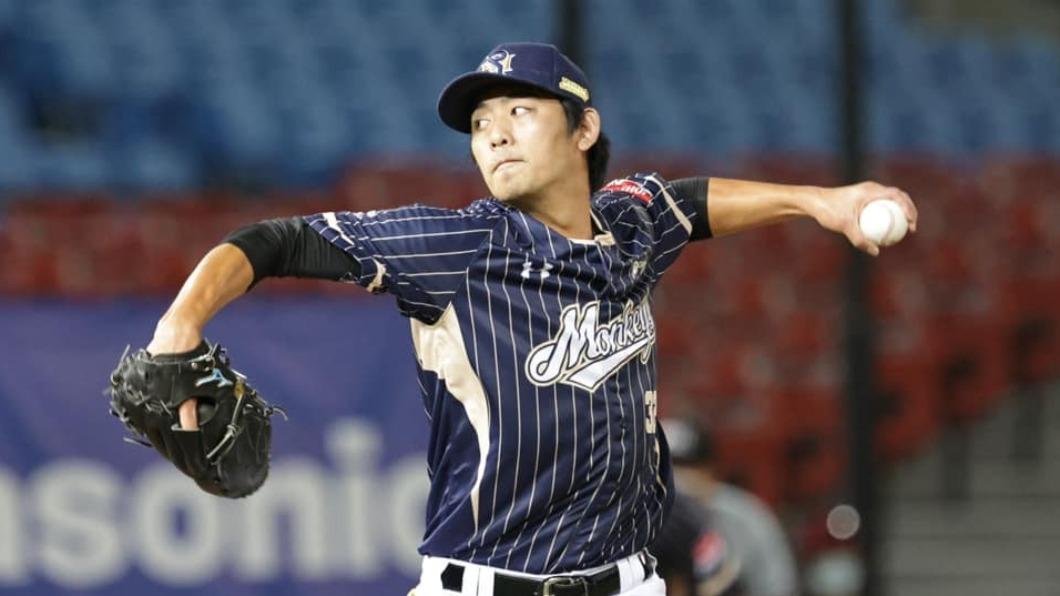 樂天桃猿王溢正也是中職近10年代表性的先發投手之一。(圖/翻攝自Rakuten Monkeys臉書)
