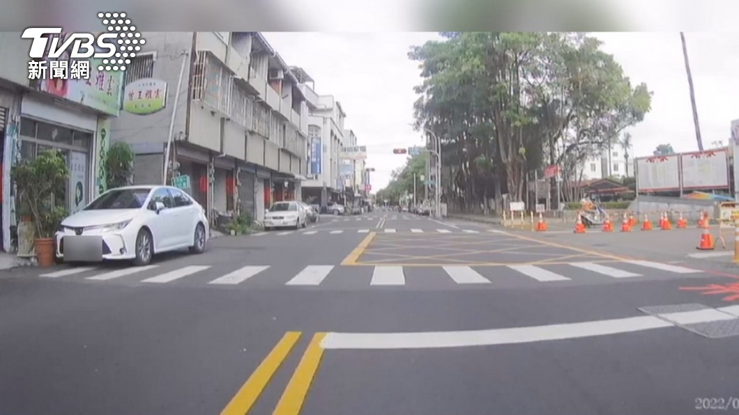被檢舉車停斑馬線影響學童 前南市議員駁:有人要弄我