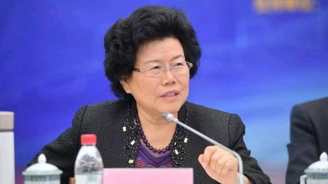 陳文擔任中國國際經濟交流研究中心的總經濟師。(圖/翻攝自微博)