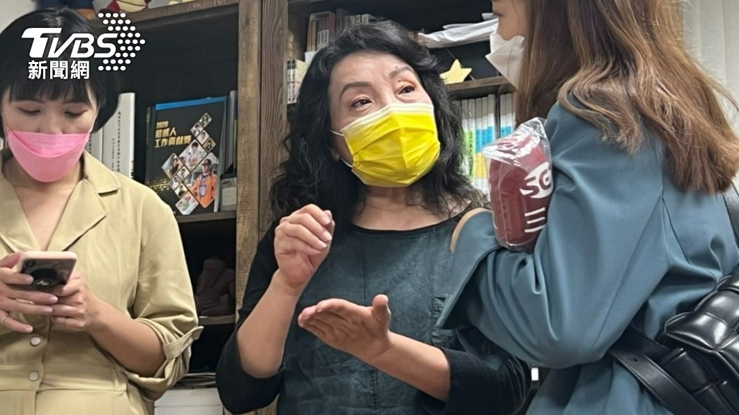 染疫母孤單走24小時火化 家屬因「偉大部長」情緒炸鍋