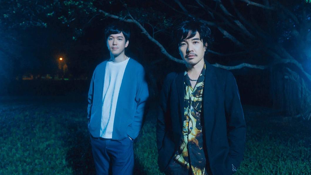 陳如山攜手安眠巫師拍MV「累到快往生」 詩人潘柏霖跨刀