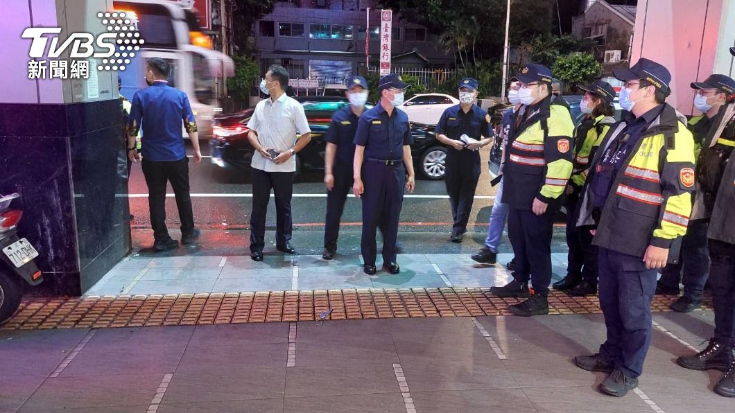 警察局長甫上任親帶隊 掃蕩掛羊頭賣狗肉「棋牌社」「麻將協會」