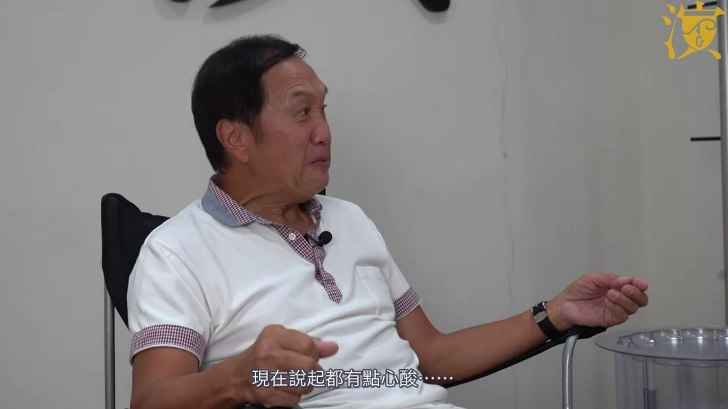 郭鋒講到後頭鼻酸。(圖/翻攝自《HKPAG 香港演藝人協會》YouTube)