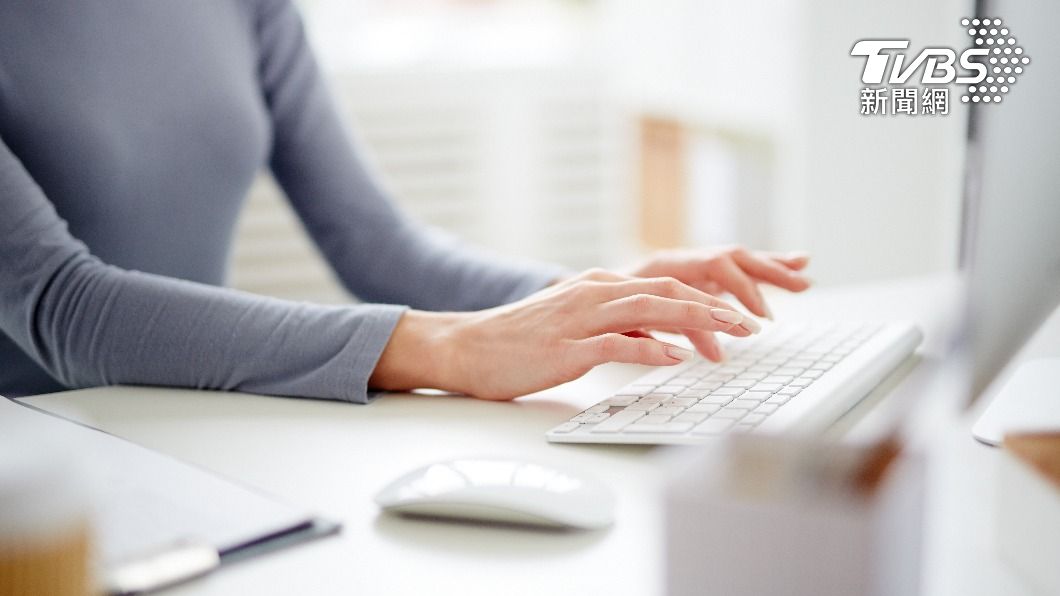 許多從事爸爸活的女生,對上班族生活懷抱憧憬。(示意圖/shutterstock 達志影像)