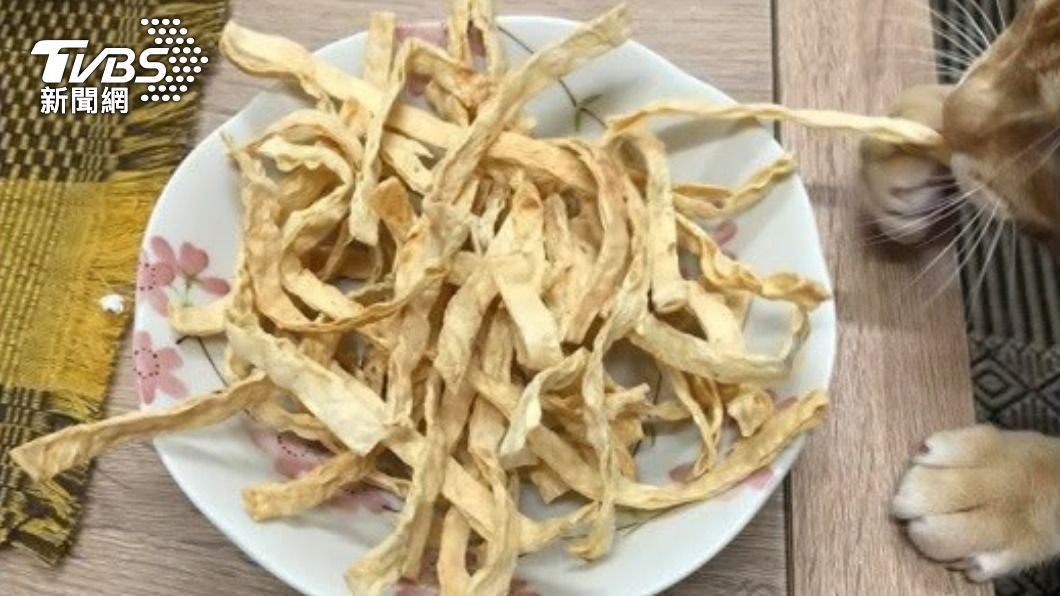 吃錯45年才知道!鱈魚香絲「正確吃法」網一試驚:超好吃