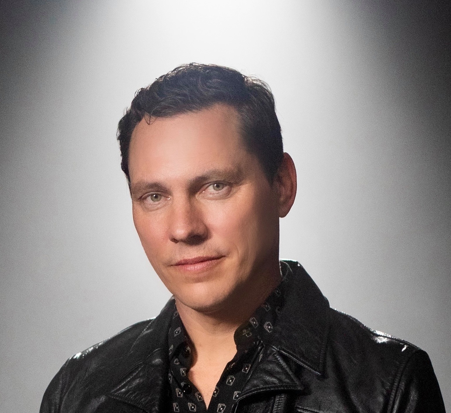 百大DJ第15名,「電音教父」Tiësto。(圖/Spunite斯邦奈提供)