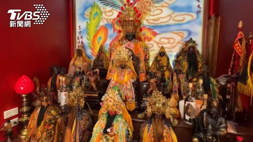 基隆七堵天后聖母宮5面金牌遭竊。（圖／TVBS）
