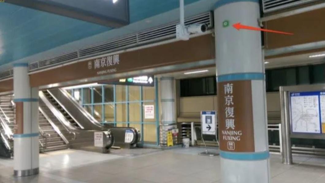 有行家指出此裝置就是「LINE Beacon」。（圖／翻攝自LINE台灣官方Blog）