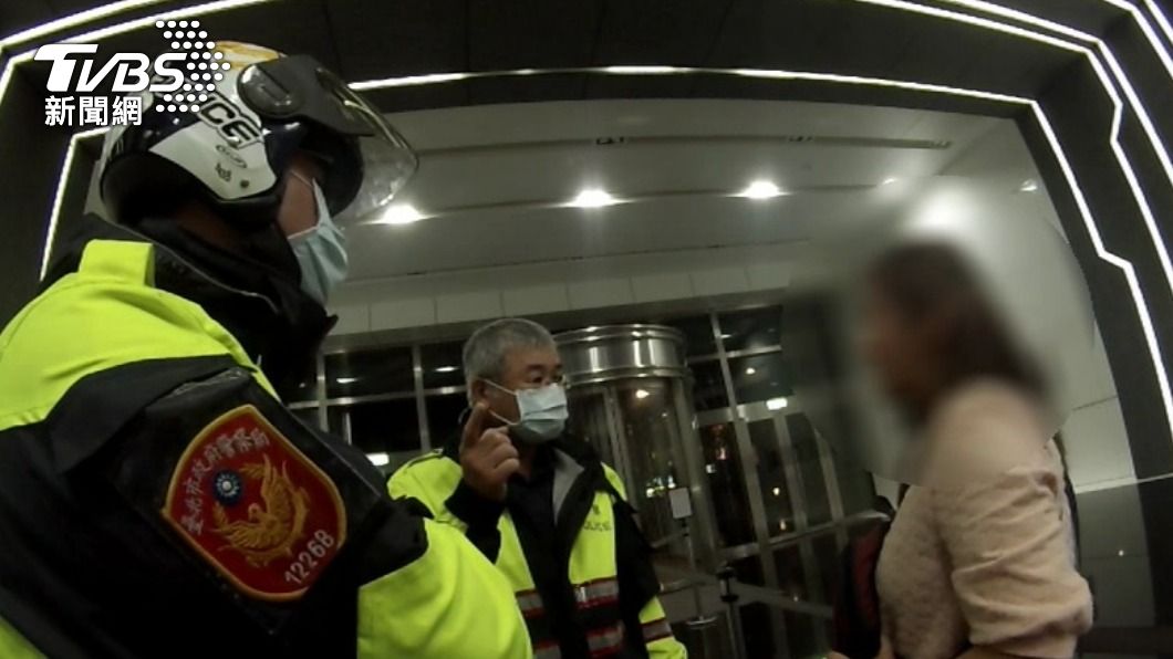 被害人的妻子向警方報案求助。(圖/TVBS)