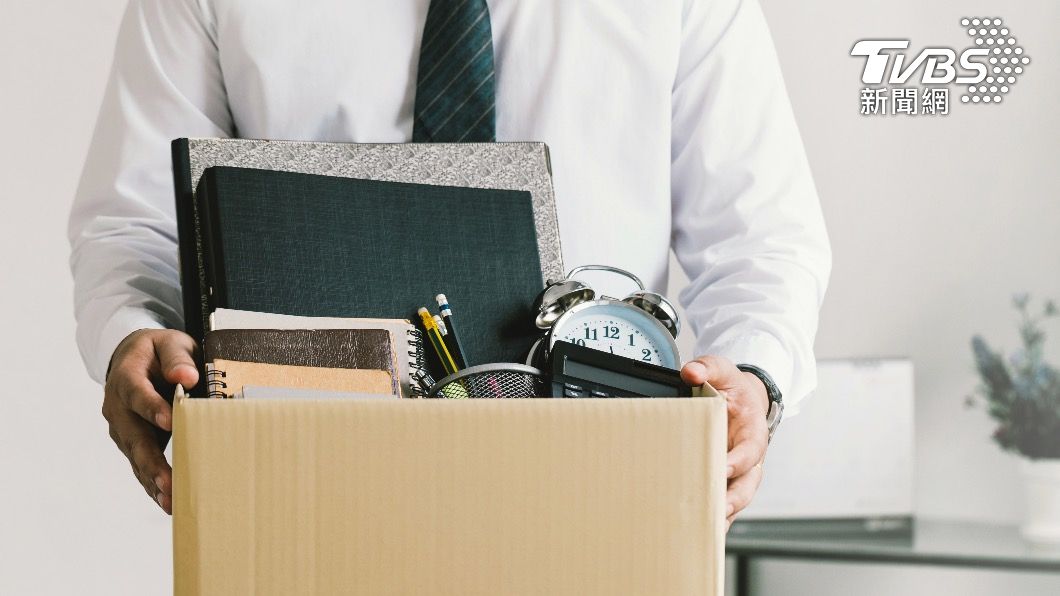 「月薪7萬工作超閒」他1原因想離職　網酸：尊嚴能吃？
