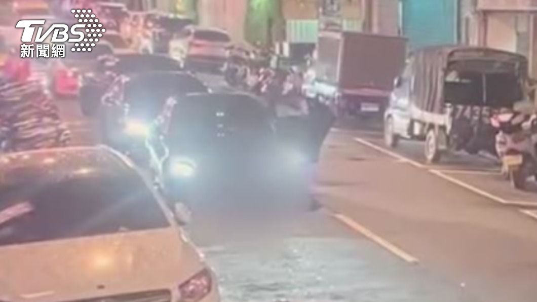 嫌犯共九車十多人。(圖/TVBS)